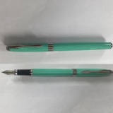 Metal fountain pen with gift box